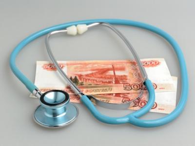 Как росли зарплаты в медицине и в Минздраве